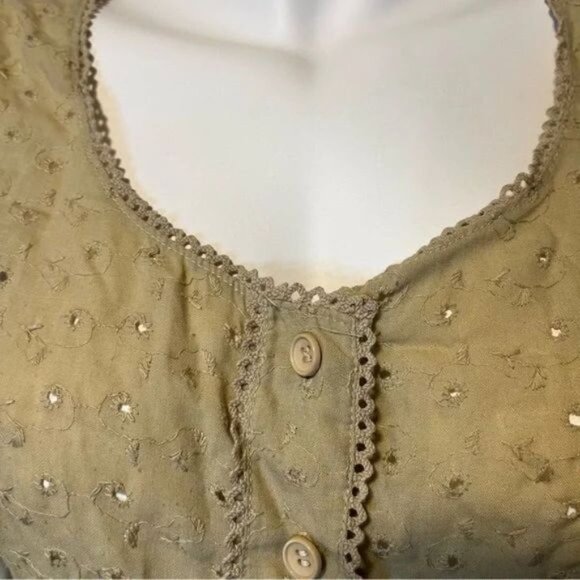 Vintage Boho tan Embroidered Sleeveless cropped top button front small - Picture 6 of 6